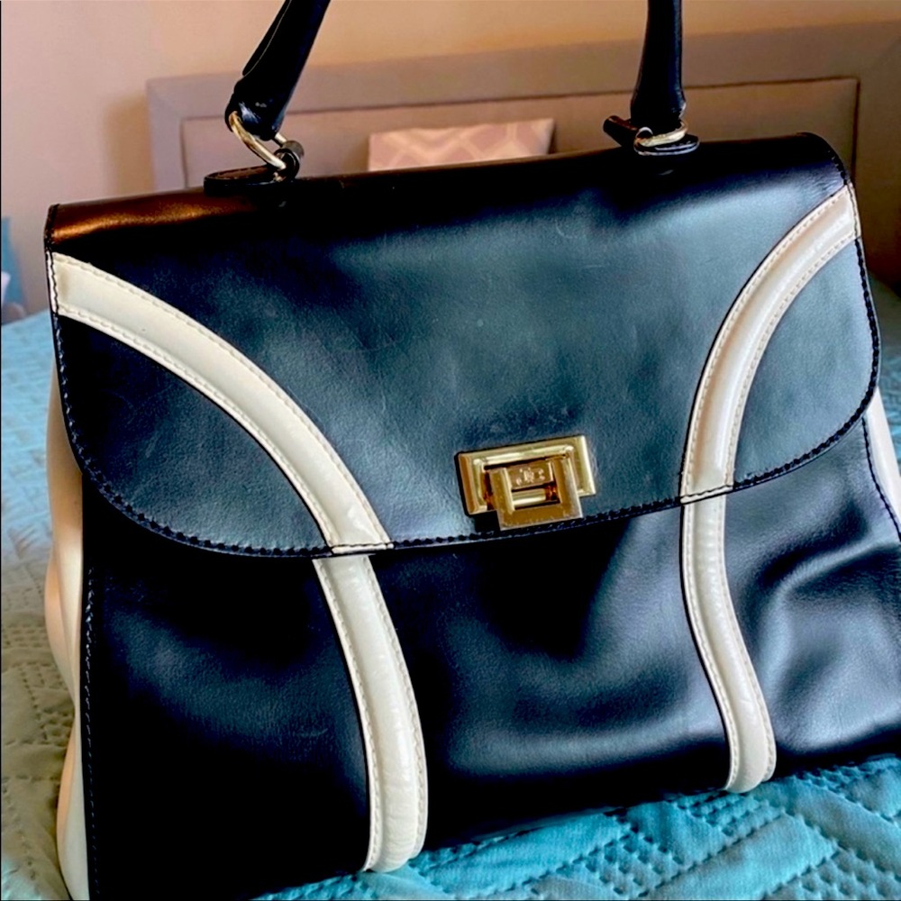 Leather handbag JC.
